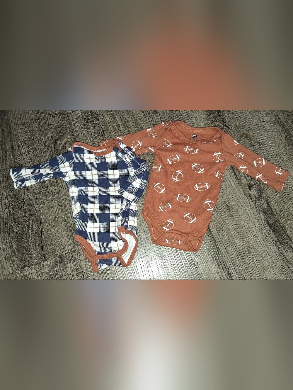 Newborn Football & Plaid Long-sleeved onesie (2)